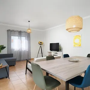  Apartment Tranquil View By Lovelystay